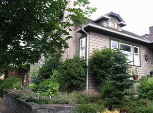 8201 15th Ave NE, Seattle, WA 98115