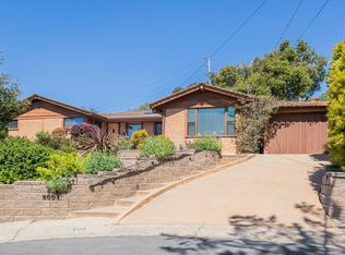 800 Adair Pl, Del Rey Oaks, CA 93940