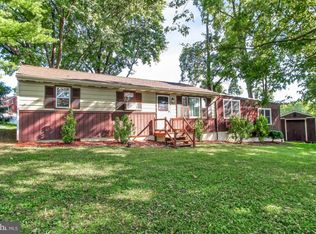 214 N Waterford Ave, Marietta, PA 17547