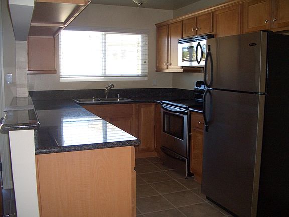 4th image of 13687 Paseo Cardiel Unit 14