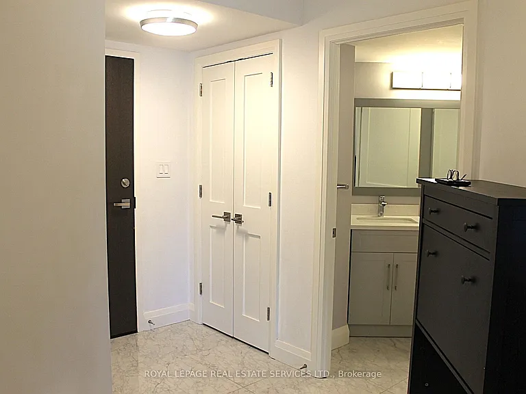 2269 Lake Shore Blvd W #307 — Photo 14