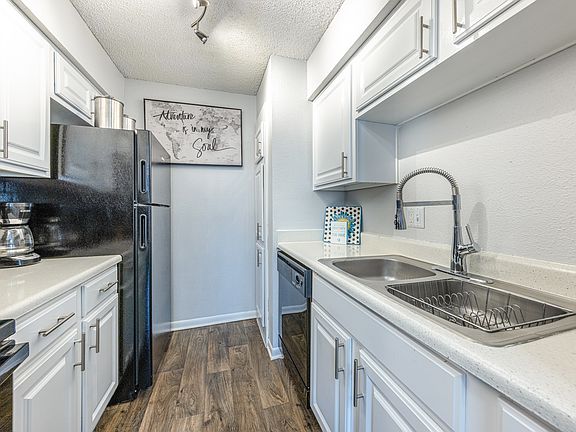 sink in kitchen