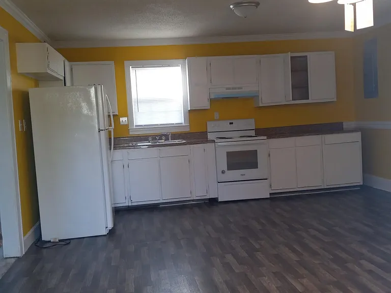 265 Allen Dr — Photo 6