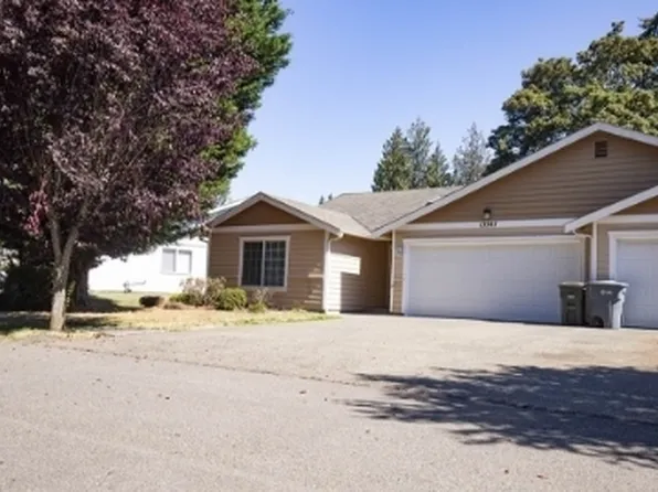 Puyallup Duplexes - 13404, 13404 106th Ave E, Puyallup, WA 98374