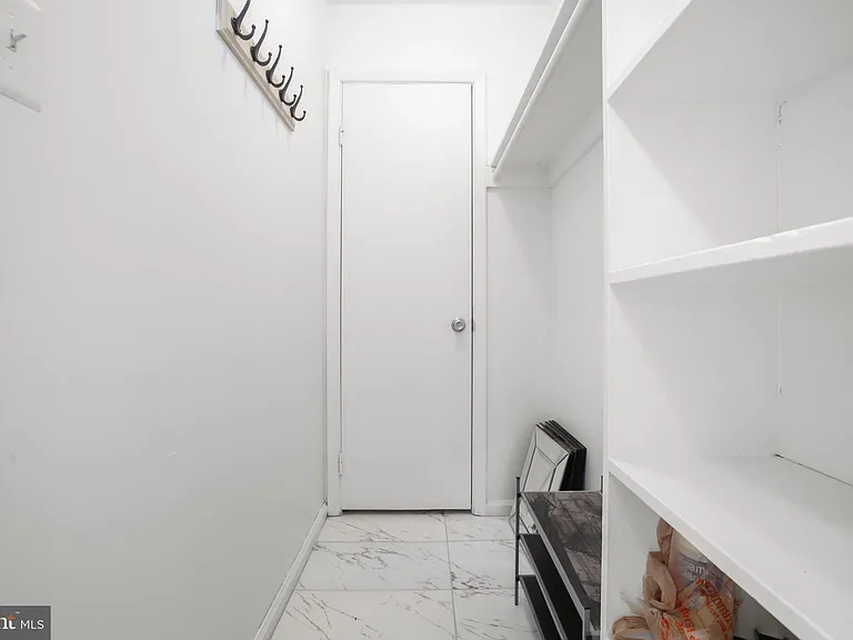 1604 Renate Dr #303 — Photo 20