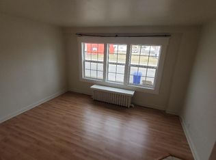 2315 52nd St APT 1, Kenosha, WI 53140