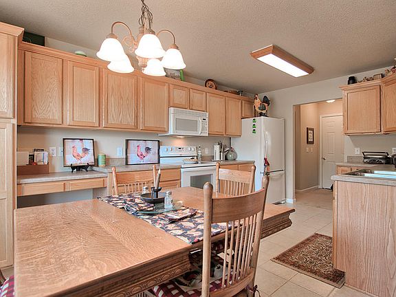4th image of 164 Lillian Ln