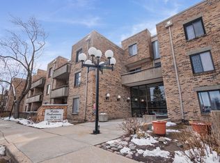 1926 Prairie Sq Unit 134, Schaumburg, IL 60173