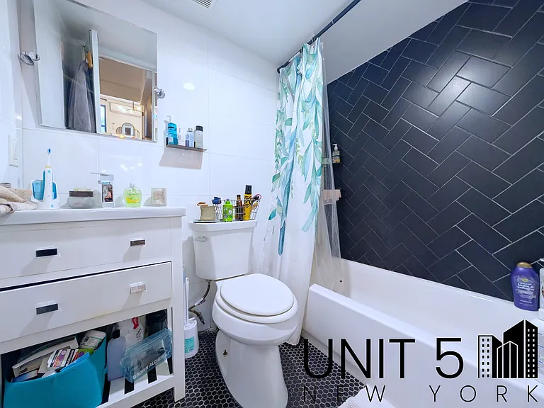1116 Halsey St #2A — Photo 11