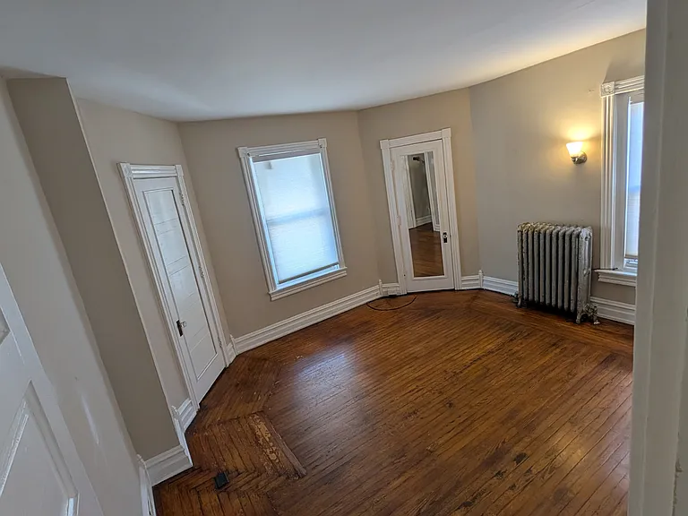 238 S Madison St #2 — Photo 4