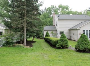 195 Shawnee Trl, Aurora, OH 44202