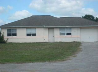 2495 43rd Ave NE, Naples, FL 34120