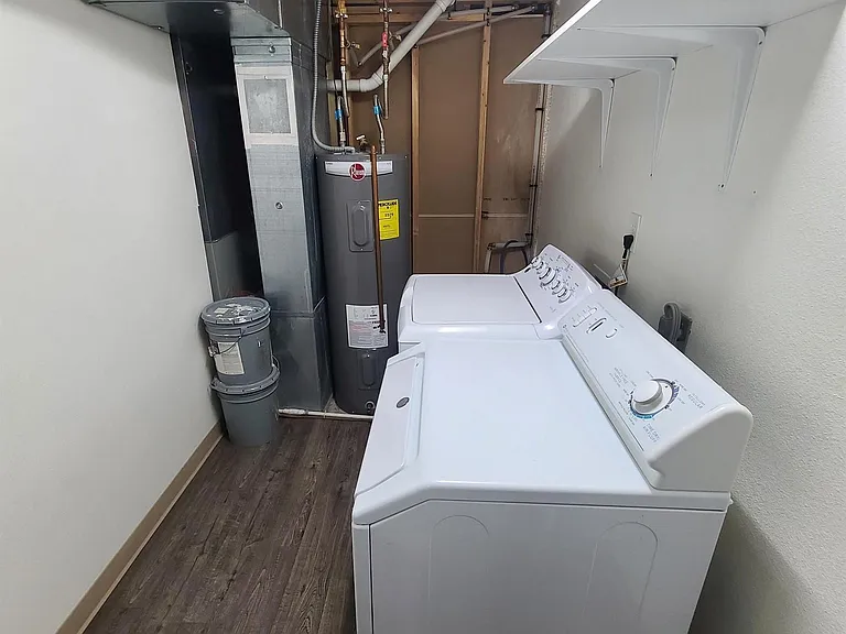 2806 Harmony Ct — Photo 9