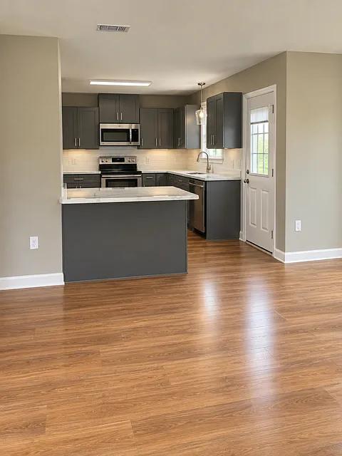 424 Baird Drive - 1 — Photo 3