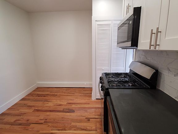 3rd image of 20 Gifford Ave #22