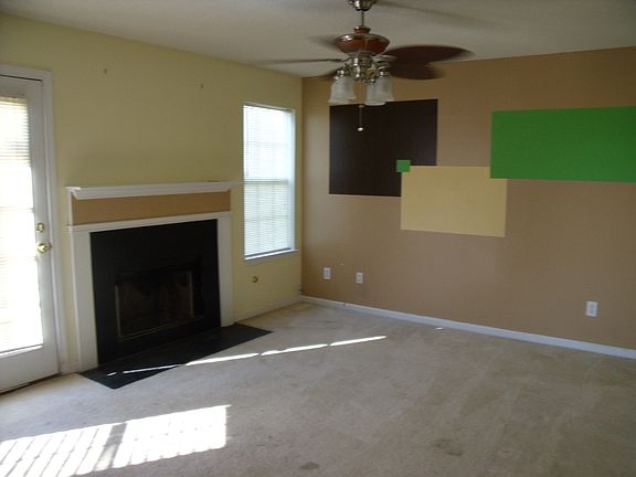 2nd image of 3005 Highland Hills Pkwy