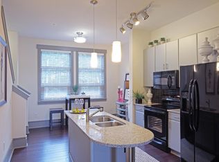 614 Perkins Dr, Chapel Hill, NC 27514