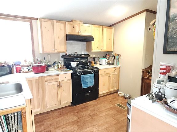 5th image of 186 Fisher Settlement Rd