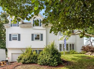 22 Mohawk Rd, Marblehead, MA 01945