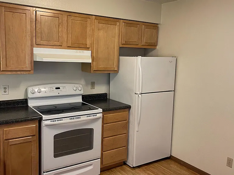650 S Johnson St #7-8 — Photo 9
