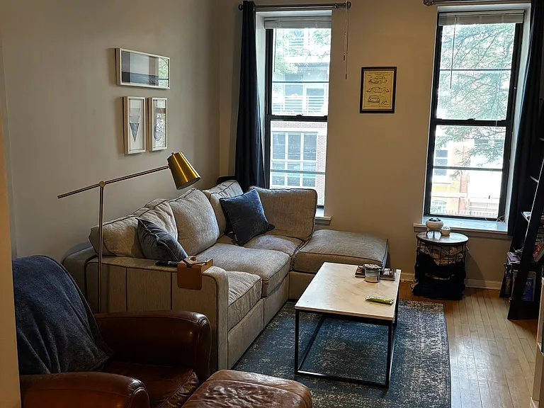 857 N Marshfield Ave #2 — Photo 4