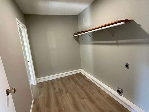 5th image of 1911-1913 Campbell Blvd #3B-1BA