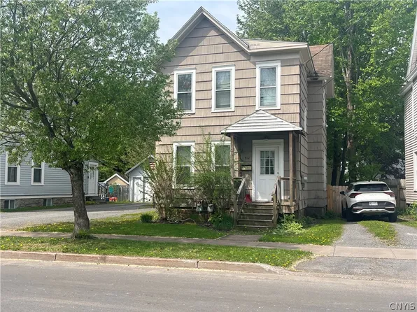 512 Elizabeth St, Oneida, NY 13421