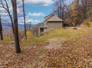 50 Hemlock Ct, Columbus, NC 28722