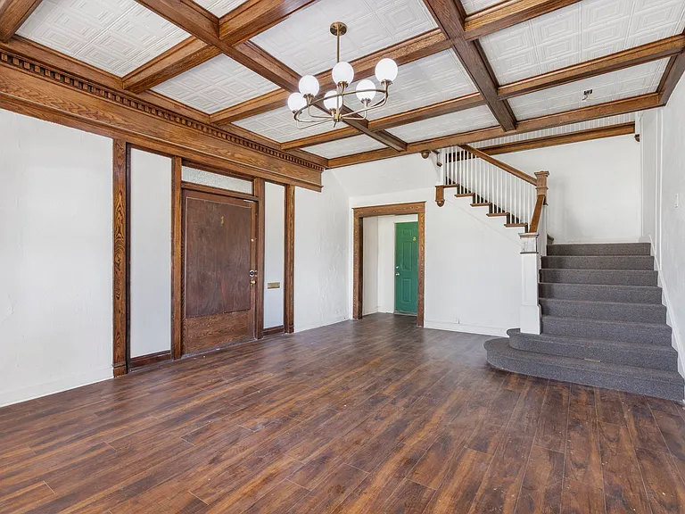 649 South Ave — Photo 38