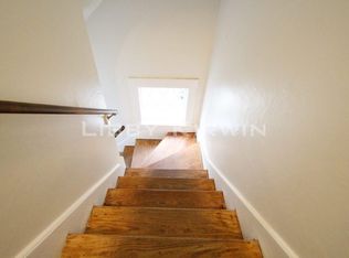1 Princeton St #1B, Newport, RI 02840
