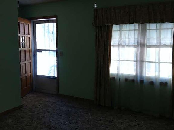 2nd image of 3028 N Cotner Blvd