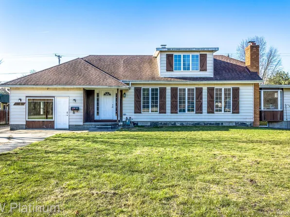 4265 Lapeer Rd, Port Huron, MI 48060