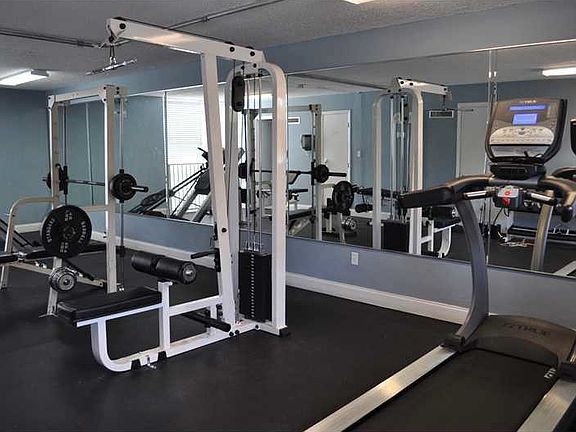 4th image of 1801 S Treasure Dr APT 215