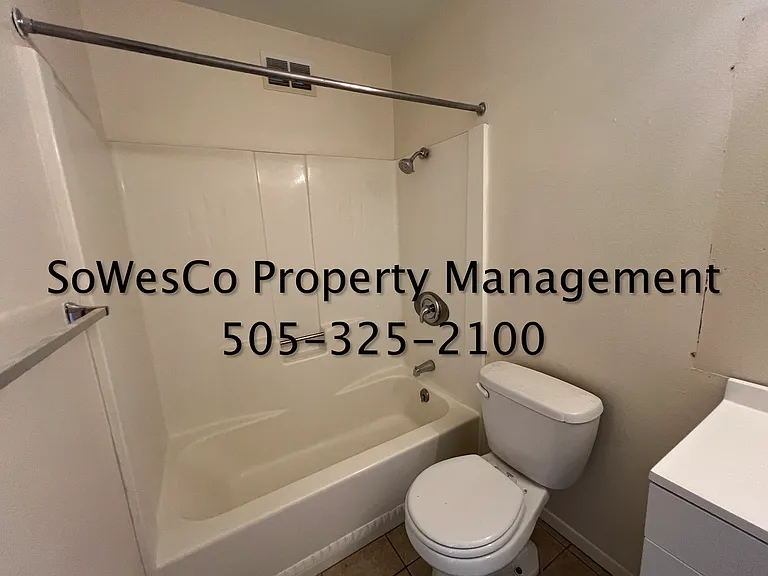 2408 Hutton Ave — Photo 9