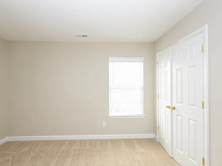 958 Ramsgate Dr SW — Photo 14