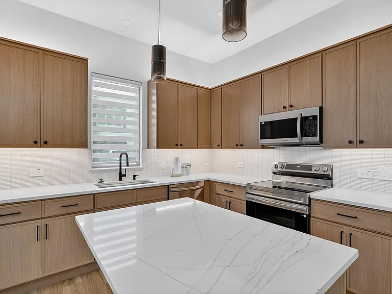 5704 Wayside Dr — Photo 10