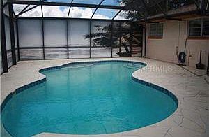 2nd image of 513 Parkwood Dr