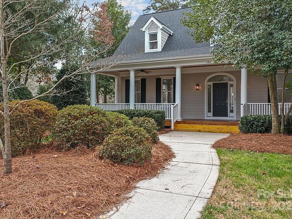 3rd image of 103 Patience Place Ln