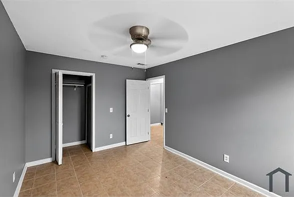 1000 Transmitter Rd #C-4 — Photo 8