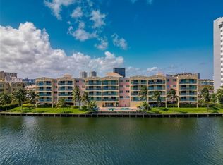 201 Golden Isles Dr APT 510, Hallandale, FL 33009