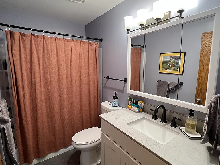 5725 Blake Rd S #104 — Photo 10
