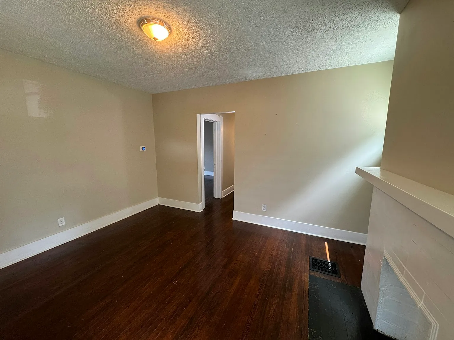 1846 Tyler Parkway, Unit 1 — Photo 3