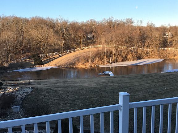 5th image of 2655 Lakeview Dr