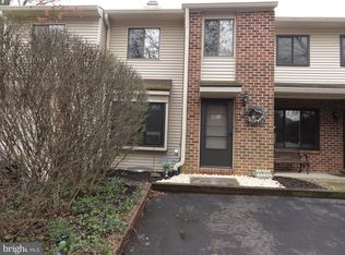 102 Elgin Ct, Chesterbrook, PA 19087