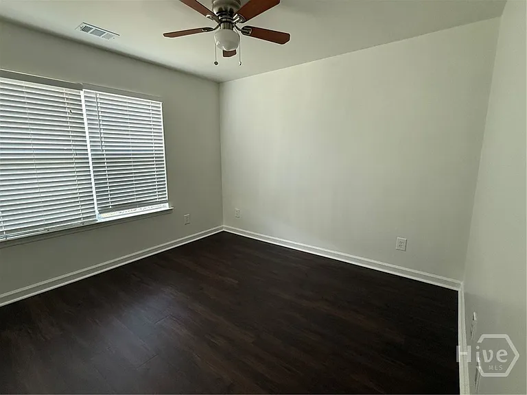 173 Willow Point Cir — Photo 10
