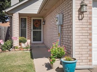 12507 SW 3rd St, Yukon, OK 73099