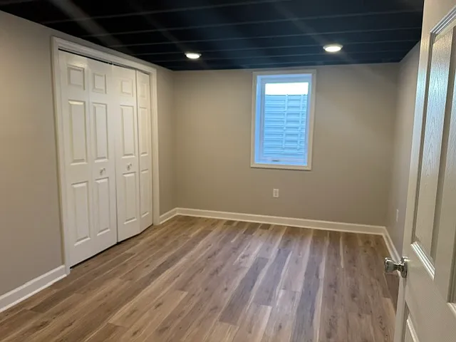 3520 Greenbrier Dr — Photo 9