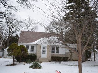 332 59th St, Downers Grove, IL 60516