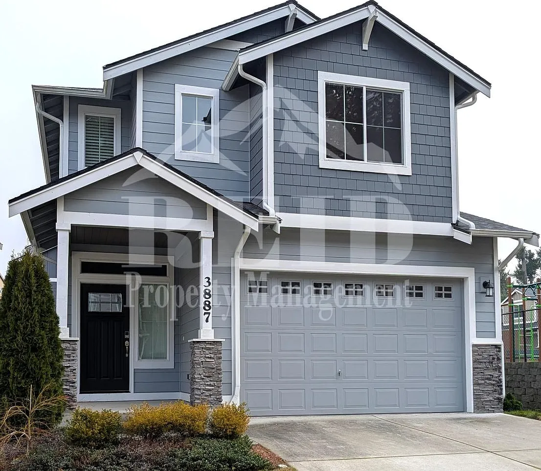 Beautifully Maintained 3-Bedroom, 2.5-Bathroom Home! — Photo 1