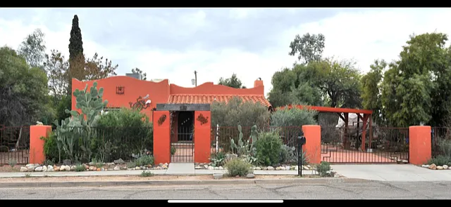 1230 E Seneca St — Photo 1
